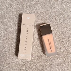 Anastasia Impeccable Blurring Foundation - 2WP